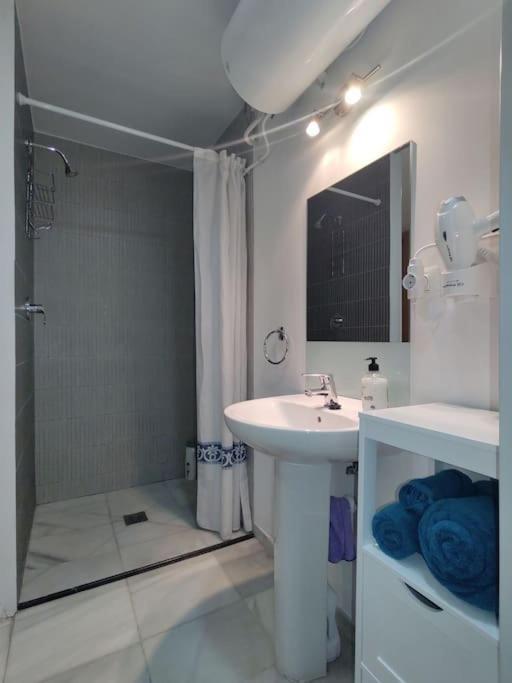 Madrid Alcotour Apto Trabajo Y Relax Alcobendas Luaran gambar